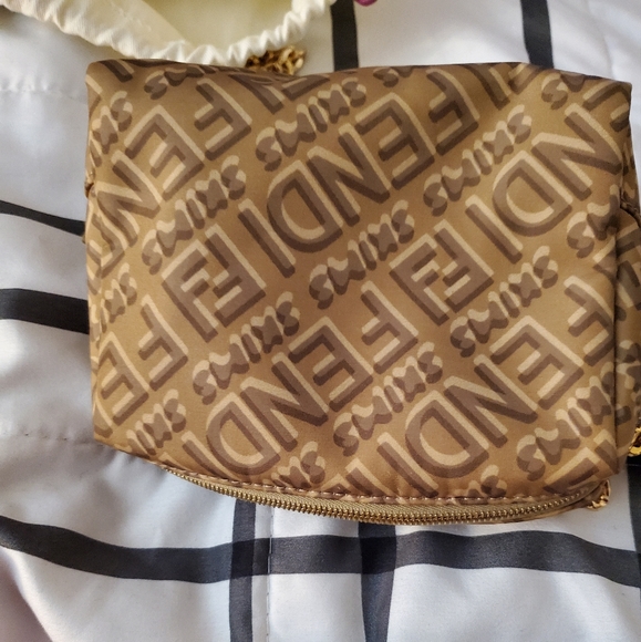 FENDI SKIMS BAG - Picture 2 of 5